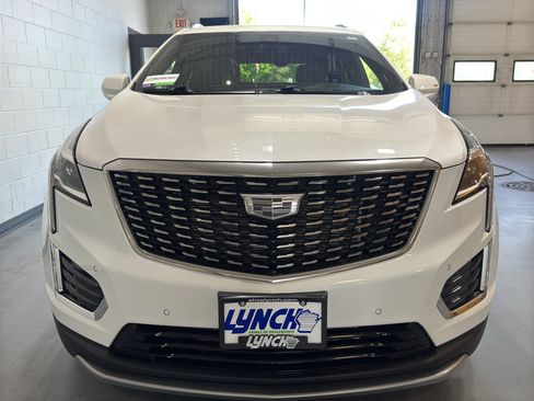 Used 2024 Cadillac XT5 Premium Luxury w/ LPO, Floor Liner Package AWD/4WD image 8