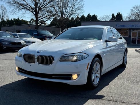 Used 2013 BMW 528i xDrive Sedan AWD/4WD image 8