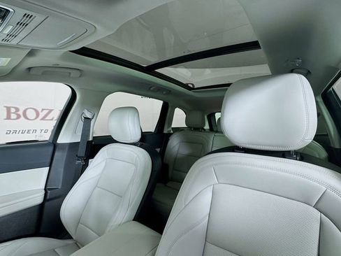 New 2026 Lincoln Nautilus Premier w/ Equipment Group 102A AWD/4WD image 24