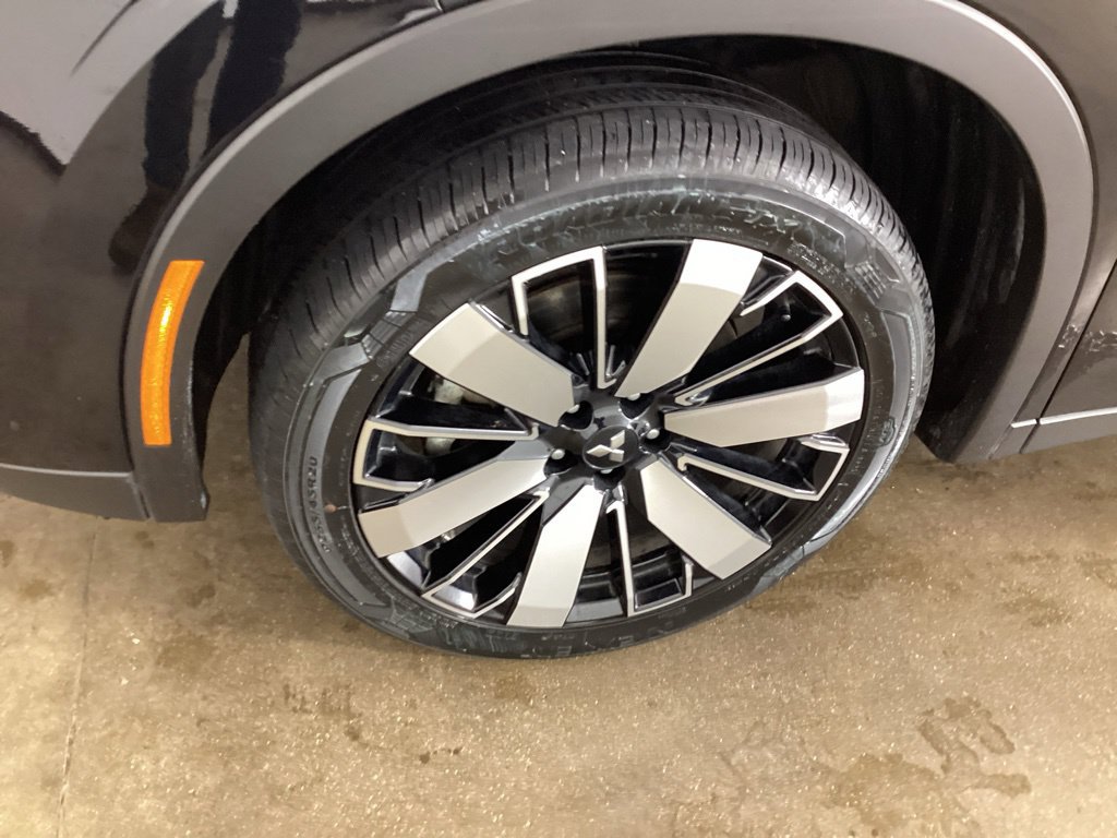 Used 2025 Mitsubishi Outlander SE AWD/4WD image 34