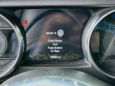 Used 2023 Jeep Wrangler Unlimited Rubicon 4xe w/ Cold Weather Group AWD/4WD image 13