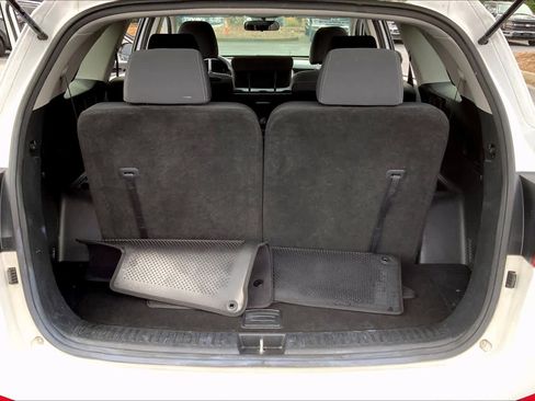 Used 2020 Kia Sorento LX V6 image 32