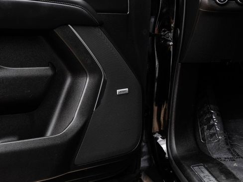 Used 2022 Chevrolet Suburban Z71 w/ Z71 Off-Road Package image 47