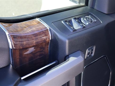 Used 2015 Ford F150 Platinum w/ Max Trailer Tow Package image 14