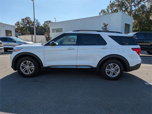 Used 2020 Ford Explorer XLT image 6