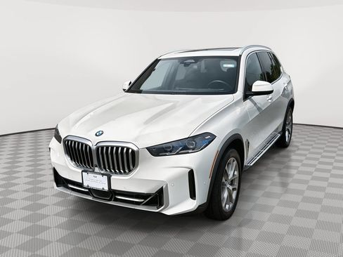 Used 2024 BMW X5 xDrive40i w/ Premium Package AWD/4WD image 1