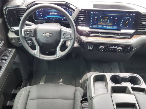 Used 2023 Chevrolet Silverado 1500 RST AWD/4WD image 30