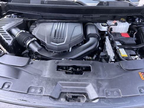Used 2024 GMC Acadia Elevation AWD/4WD image 15