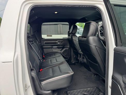 Used 2025 RAM 1500 Laramie AWD/4WD image 12