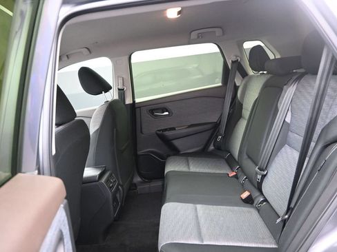 Certified 2023 Nissan Rogue SV FWD image 20