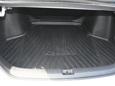 Used 2024 Honda Accord Touring image 19