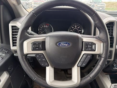 Used 2019 Ford F150 Lariat AWD/4WD image 16