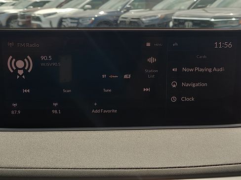 Used 2024 Acura MDX SH-AWD w/ Technology Package image 27