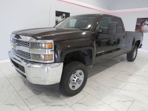 Used 2019 Chevrolet Silverado 2500 W/T AWD/4WD image 8