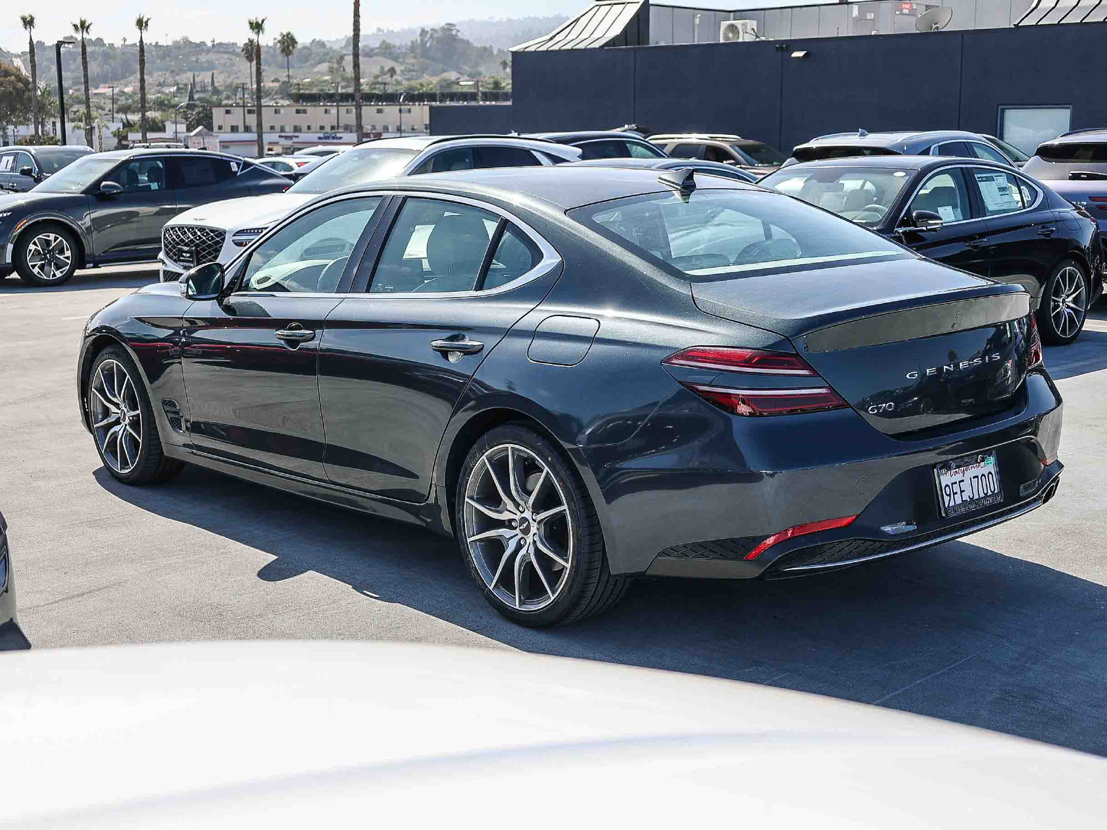 Used 2023 Genesis G70 2.0T RWD image 6