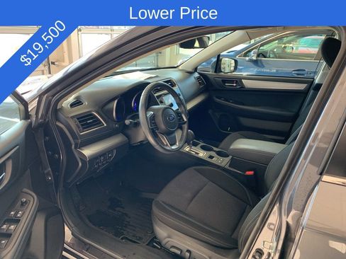 Used 2019 Subaru Outback 2.5i Premium w/ Popular Package #2 image 3