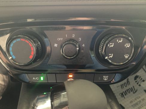Used 2022 Honda HR-V LX image 21