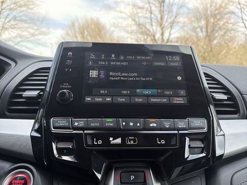 Used 2024 Honda Odyssey EX-L image 16