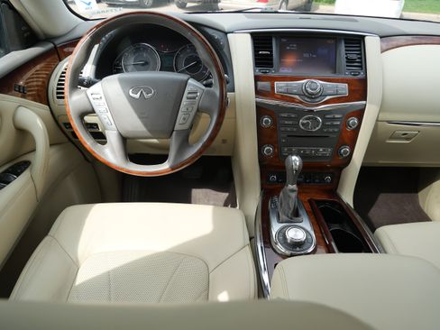 Used 2017 INFINITI QX80 4WD w/ Deluxe Technology Package image 41