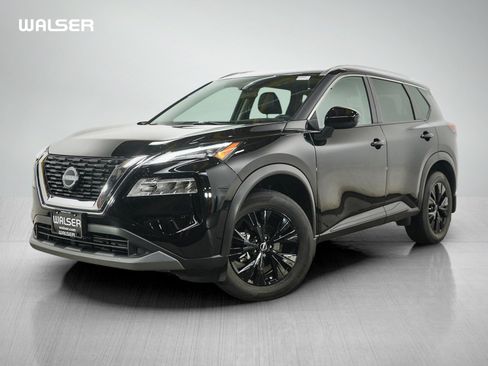 Used 2023 Nissan Rogue SV w/ SV Premium B Package FWD image 1