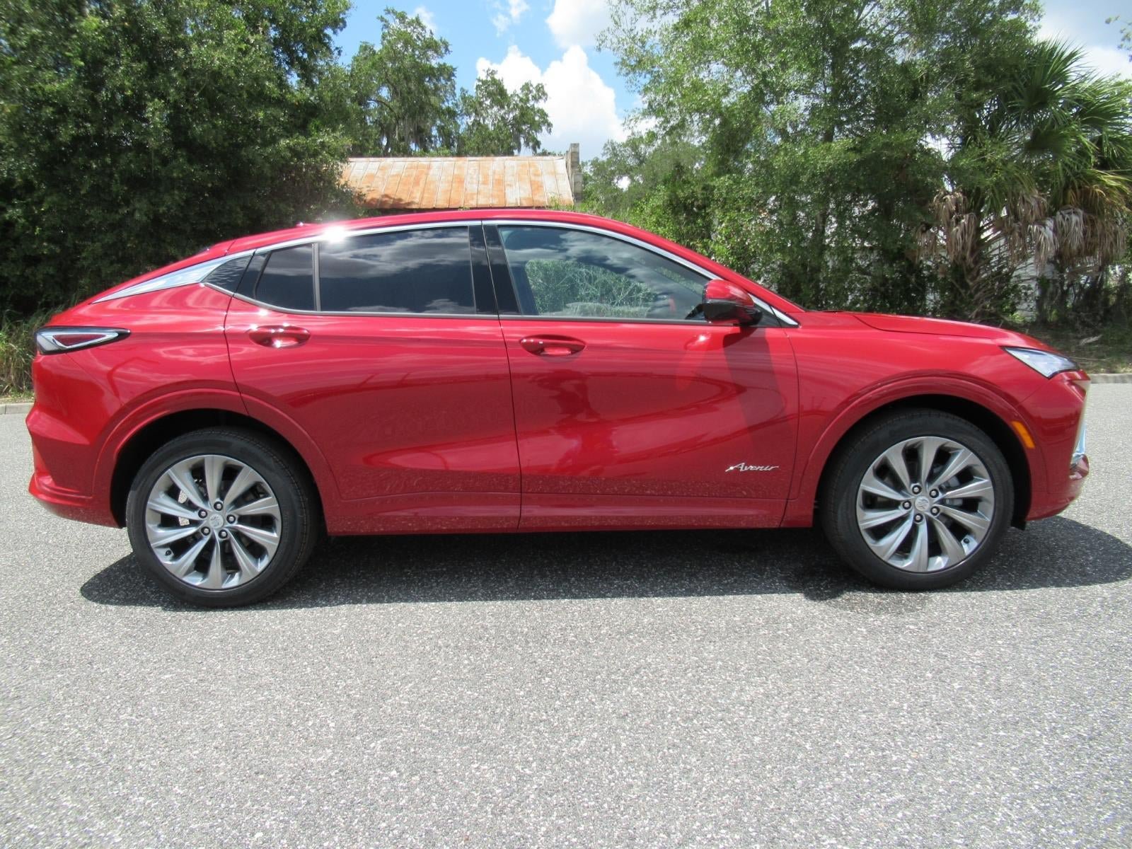 Used 2026 Buick Envista Avenir FWD image 2