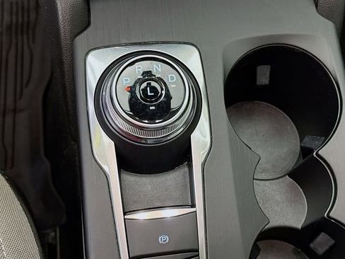 Used 2022 Ford Escape S image 19