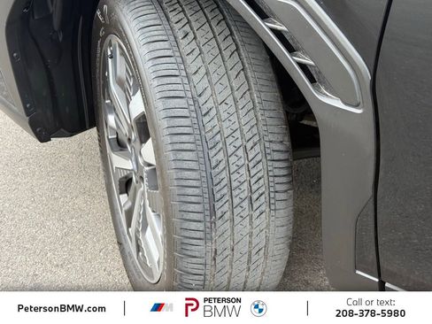 Used 2025 Subaru Forester Touring AWD/4WD image 11