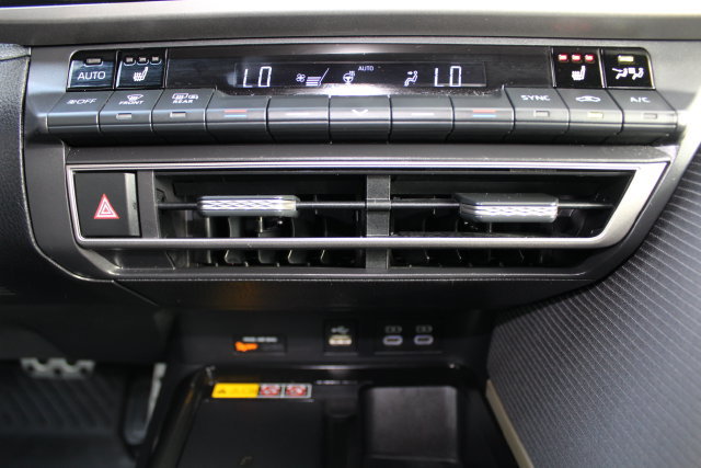 Certified 2025 Toyota Camry SE w/ Convenience Package FWD image 42