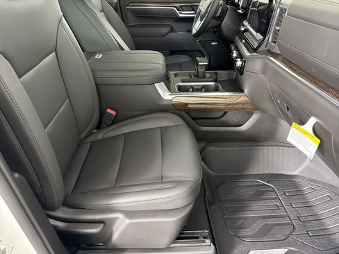 New 2026 GMC Sierra 1500 Elevation w/ Elevation Premium Package image 11