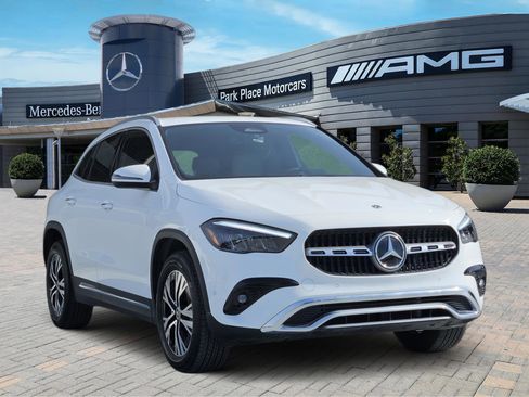 Used 2025 Mercedes-Benz GLA 250 image 2