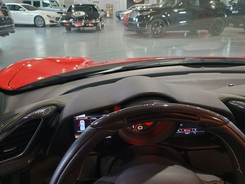Used 2019 Ferrari 488 GTB RWD image 16