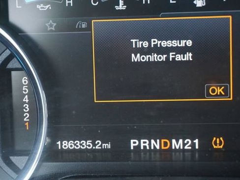 Used 2017 Ford F350 Lariat w/ Chrome Package AWD/4WD image 12