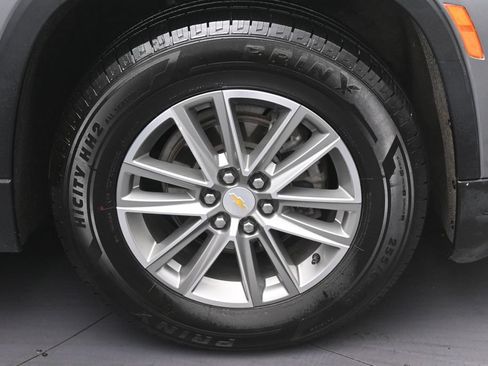 Used 2023 Chevrolet Traverse LT AWD/4WD image 37
