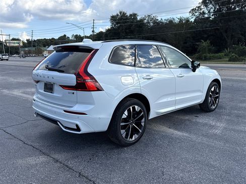 New 2026 Volvo XC60 B5 Plus w/ Protection Package Premier image 5