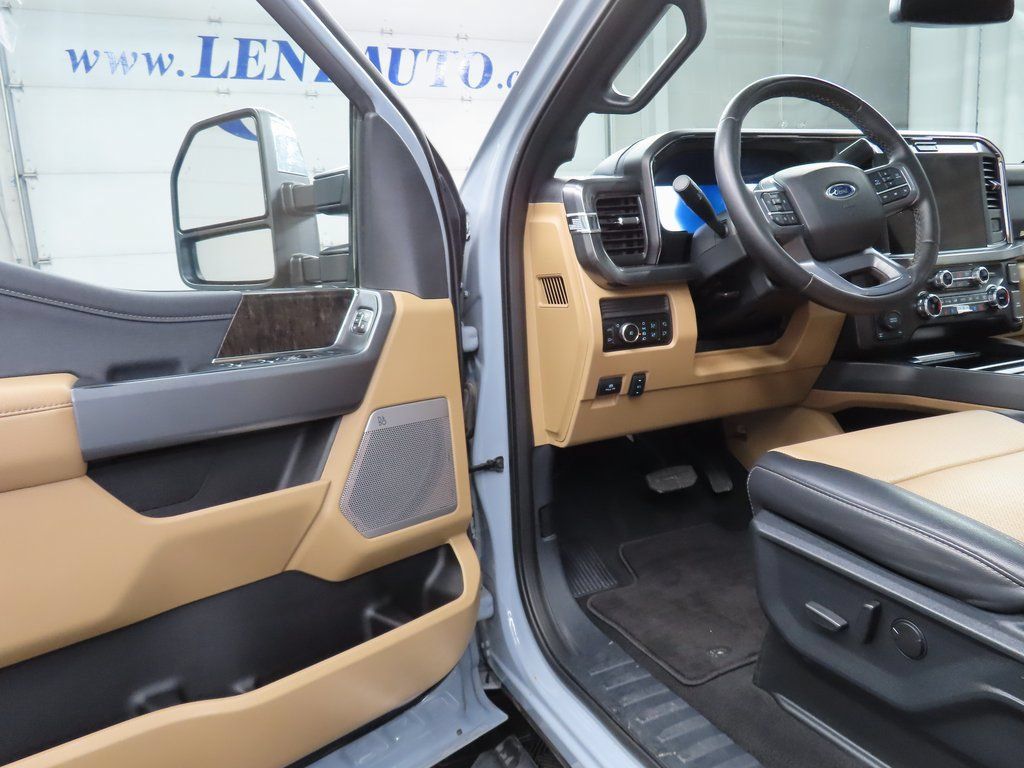 Used 2025 Ford F350 Lariat AWD/4WD image 45