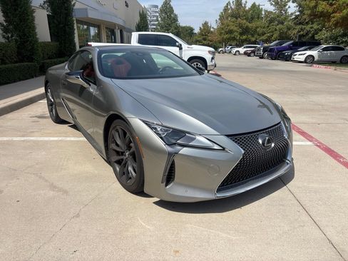 Used 2018 Lexus LC 500 Coupe w/ Performance Package RWD image 4
