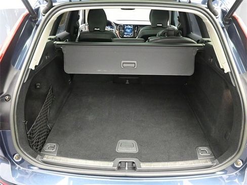 Certified 2023 Volvo XC60 B5 Ultimate FWD image 25