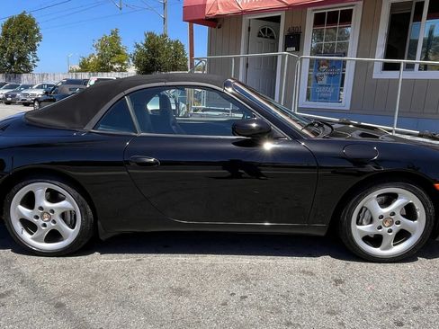 Used 2001 Porsche 911 Carrera 4 AWD/4WD image 8