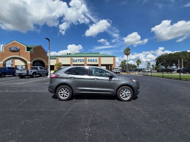 Certified 2024 Ford Edge SEL AWD/4WD image 4