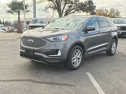 Certified 2024 Ford Edge SEL image 7