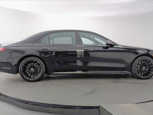 Used 2023 Mercedes-Benz S 500 4MATIC image 8