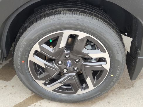 New 2025 Subaru Forester Limited image 22