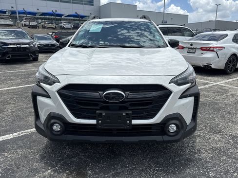Used 2025 Subaru Outback Onyx Edition AWD/4WD image 8