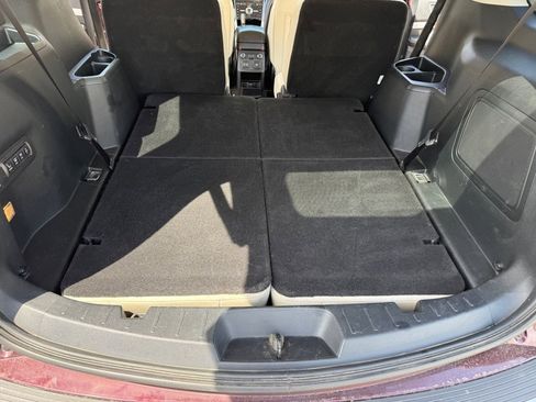 Used 2018 Ford Explorer Platinum AWD/4WD image 43