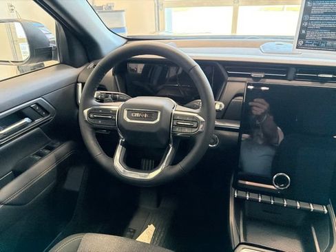 New 2027 GMC Terrain Elevation w/ Technology Package II AWD/4WD image 31