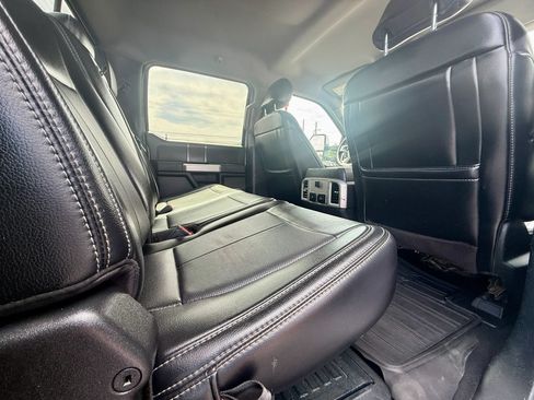 Used 2020 Ford F250 Lariat w/ Lariat Value Package AWD/4WD image 16