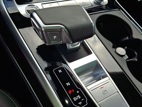 New 2025 Audi Q8 Premium Plus image 13