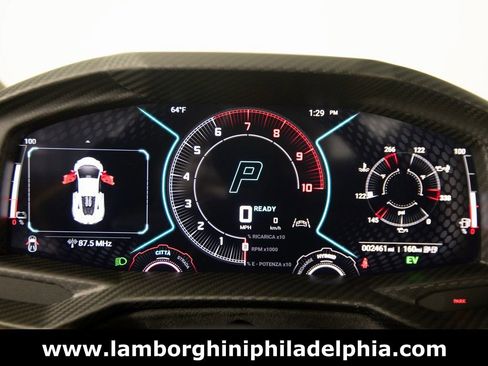 Used 2024 Lamborghini Revuelto image 19