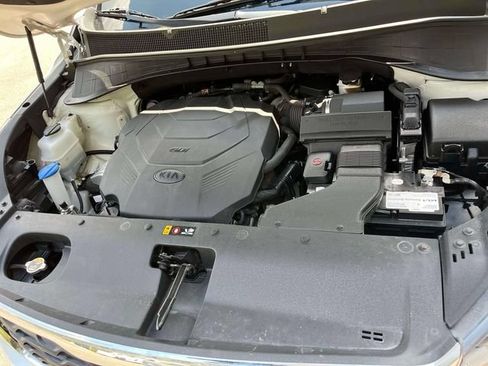 Used 2019 Kia Sorento FWD V6 image 13