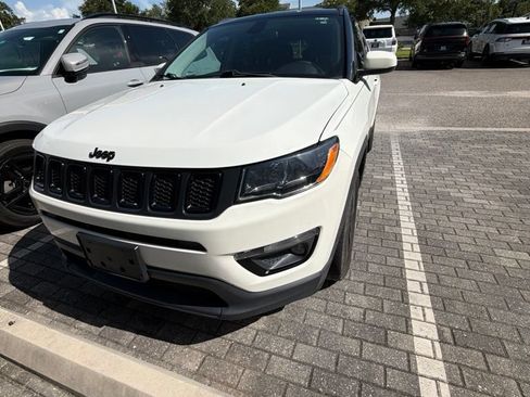 Used 2021 Jeep Compass Latitude FWD image 6